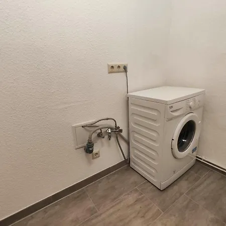 公寓 Schoene 1 Raum, 1 - 3 Bett In 施塔斯富尔特